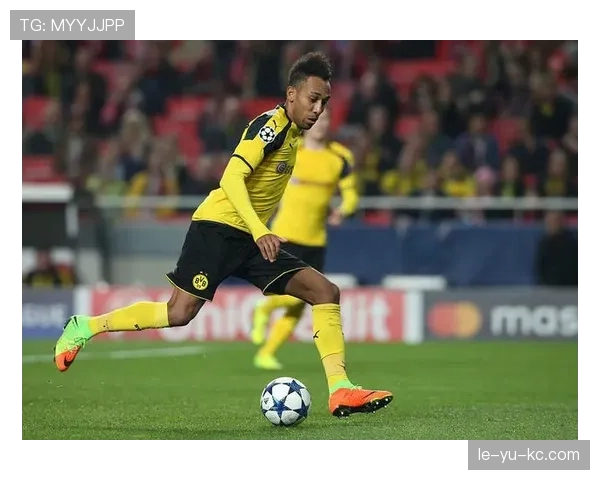 拉菲尼亚转会费总和曝光，俱乐部豪掷巨额引援引发关注