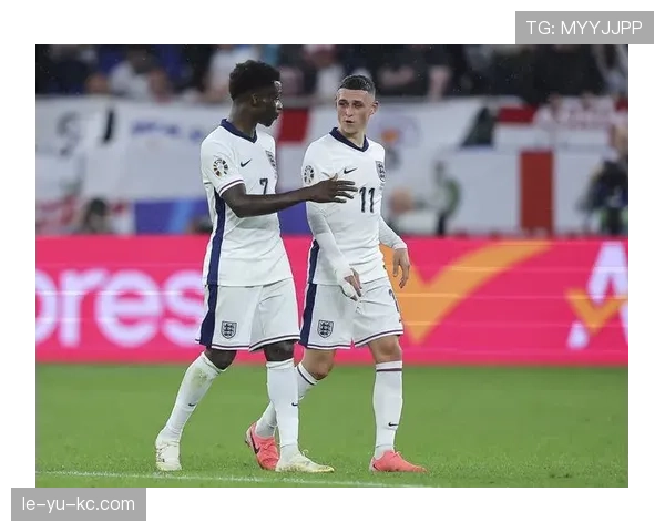 英格兰队强势晋级欧洲杯，预选赛出色表现彰显状态回暖