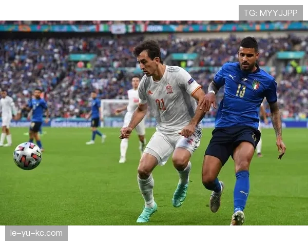 奥德加德精妙射门彰显技术实力，助球队稳健取胜迎关键胜利