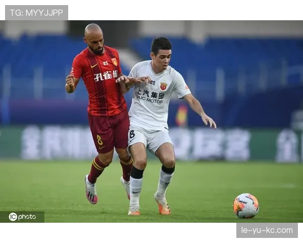 奥斯卡·罗伯特森传球组织力显著优于同期后卫主导球队进攻效率提升